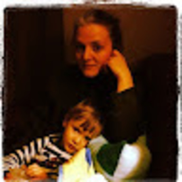 Meet your Posher, Sharon - Picture 1 of 1